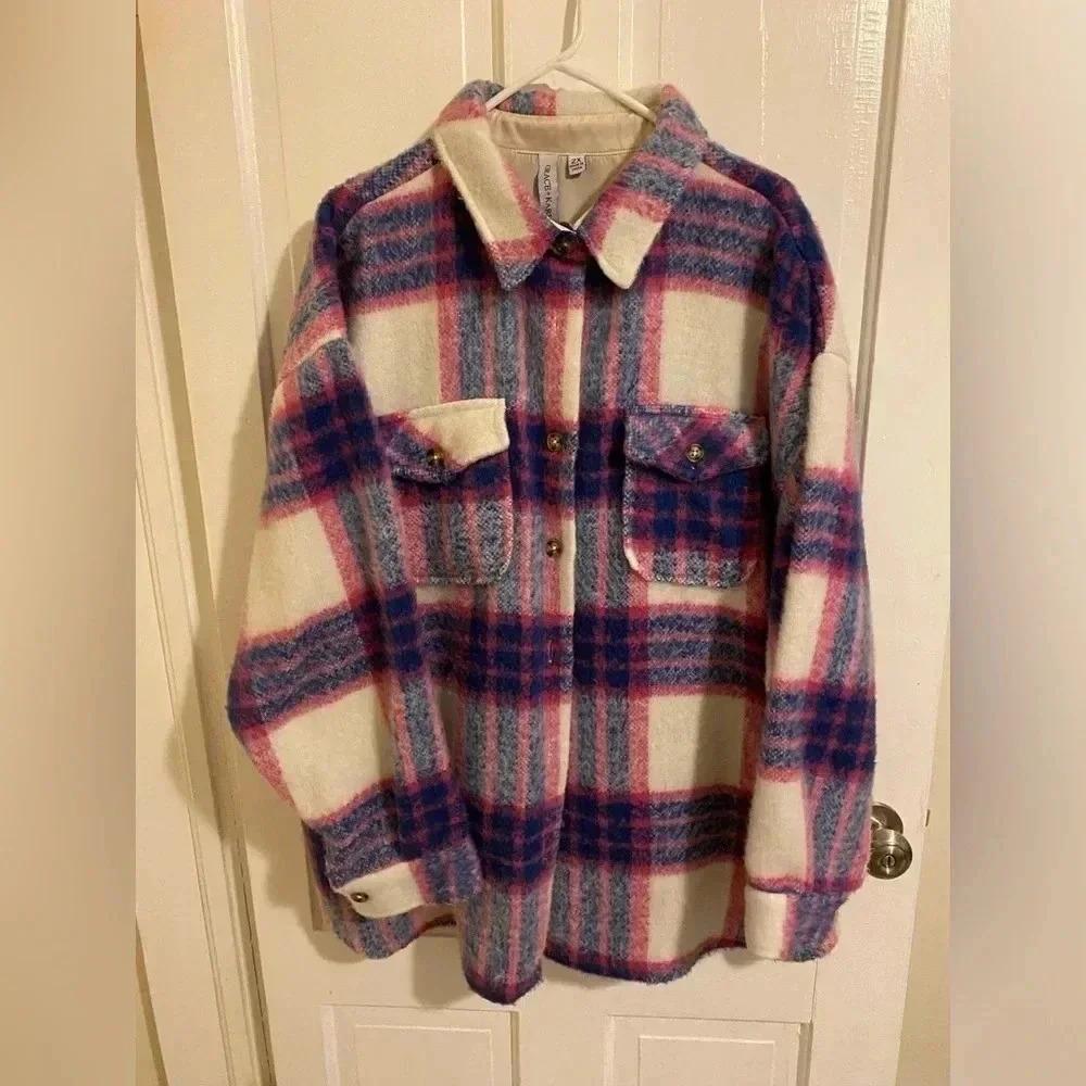 Women’s Size 2X Grace & Karma Shacket with Pockets